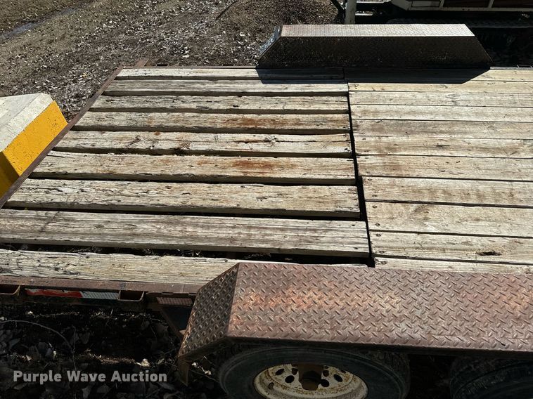 image for item NN9449 1994 Gold Star equipment trailer