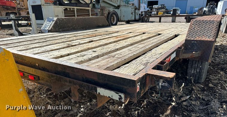 image for item NN9449 1994 Gold Star equipment trailer