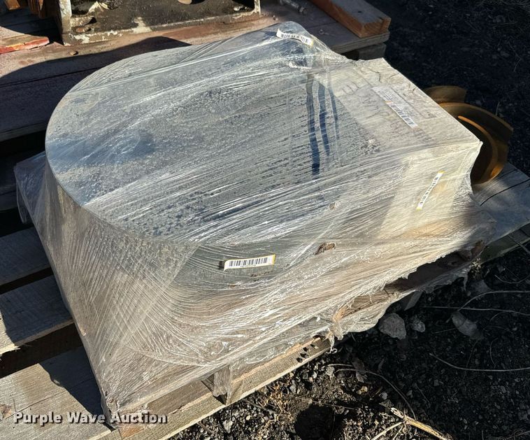 image for item NN9450 (2) water pumps