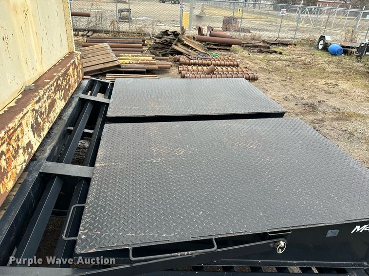 image for item NN9452 2014 PJ equipment trailer