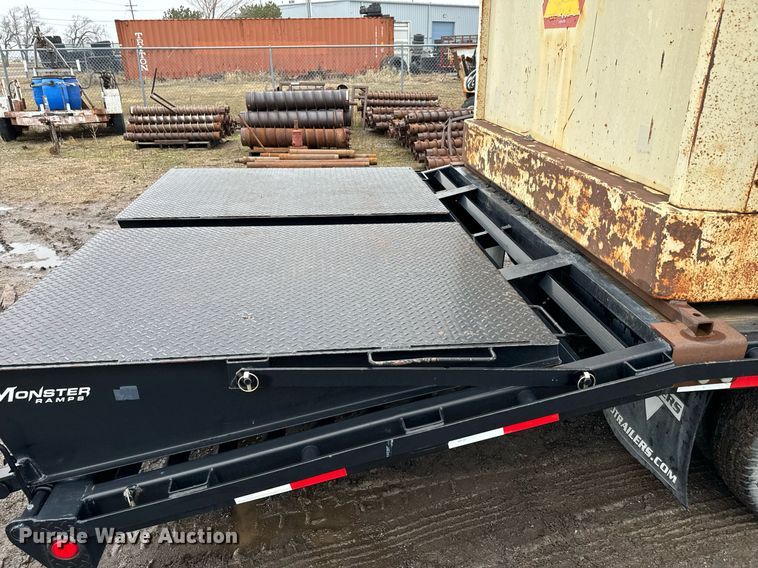 image for item NN9452 2014 PJ equipment trailer