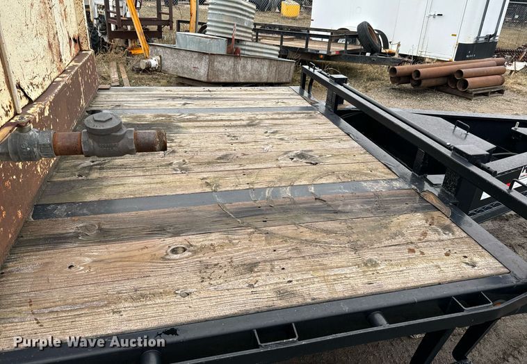 image for item NN9452 2014 PJ equipment trailer