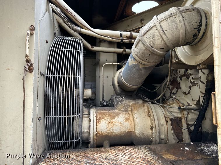 image for item NN9452 2014 PJ equipment trailer