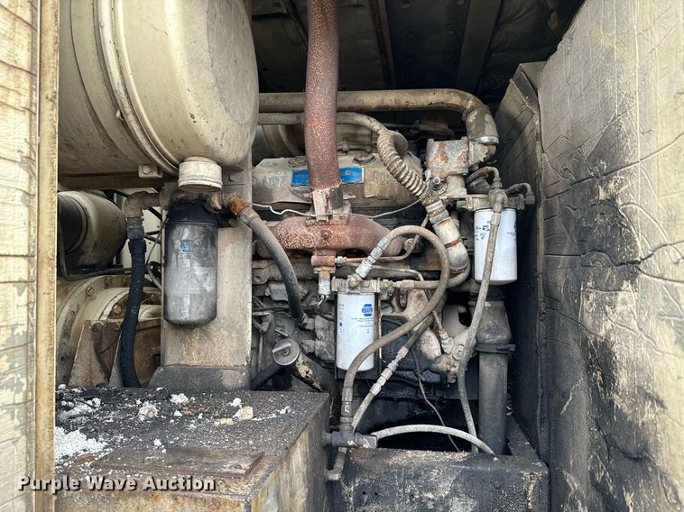 image for item NN9452 2014 PJ equipment trailer