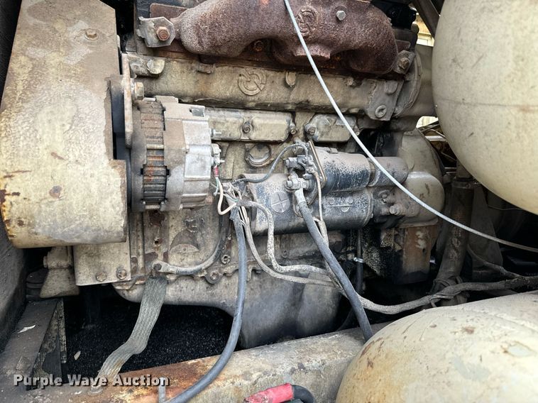 image for item NN9452 2014 PJ equipment trailer