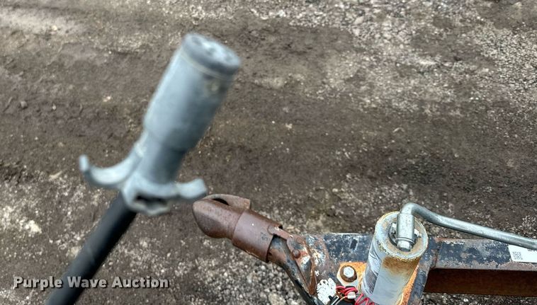 image for item NN9453 1996 PJ equipment trailer