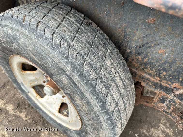 image for item NN9453 1996 PJ equipment trailer