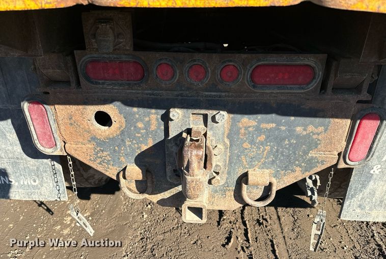 image for item NN9455 2005 International  8600 dump truck