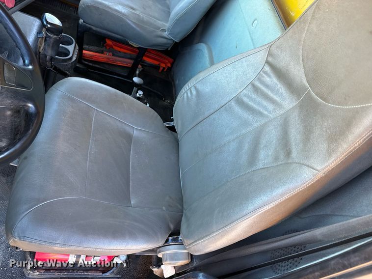 image for item NN9455 2005 International  8600 dump truck