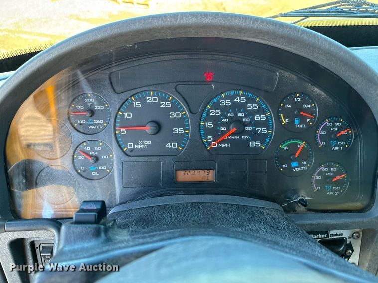 image for item NN9455 2005 International  8600 dump truck