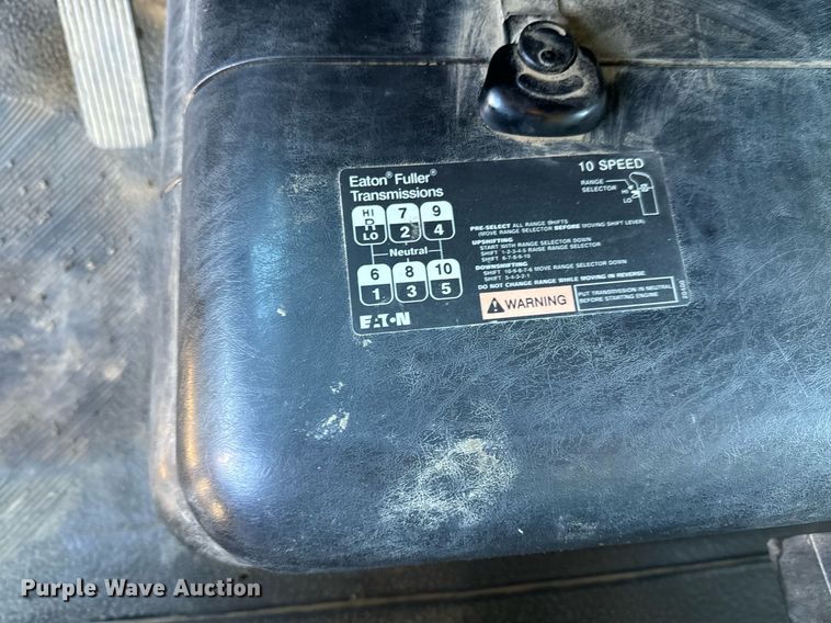 image for item NN9455 2005 International  8600 dump truck