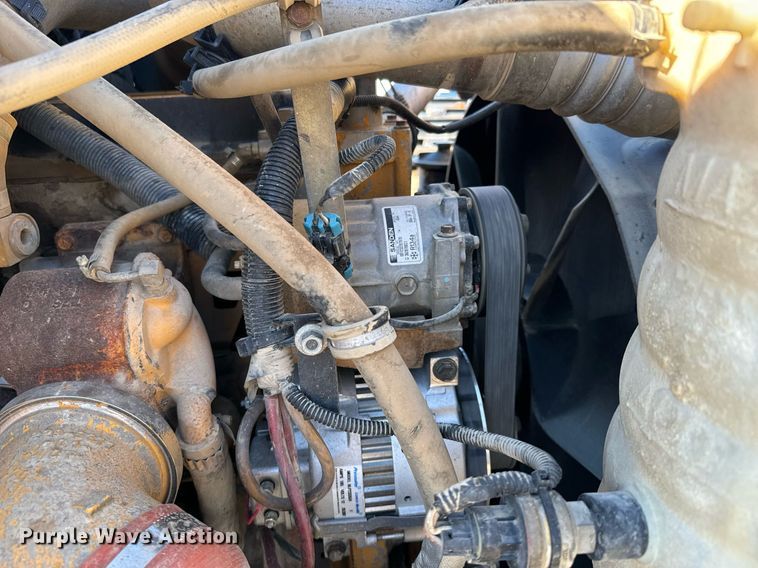 image for item NN9455 2005 International  8600 dump truck