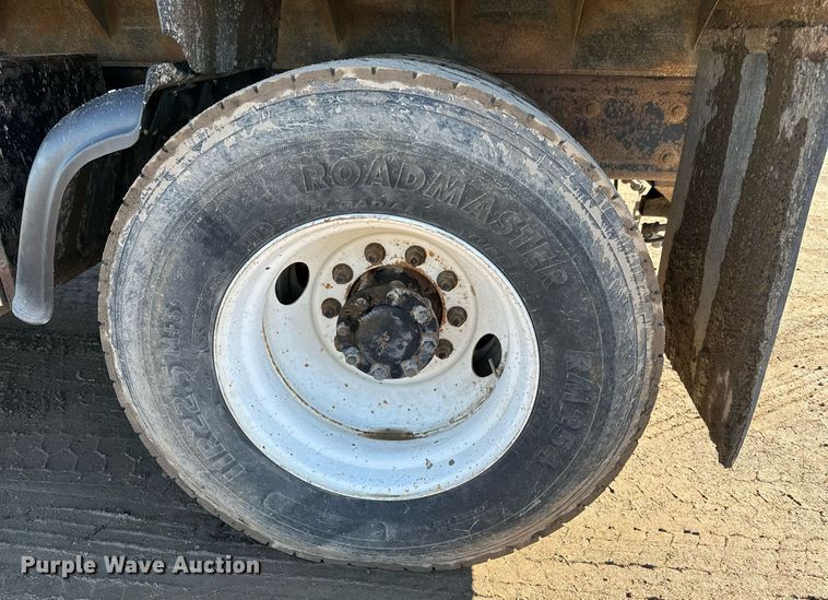 image for item NN9455 2005 International  8600 dump truck