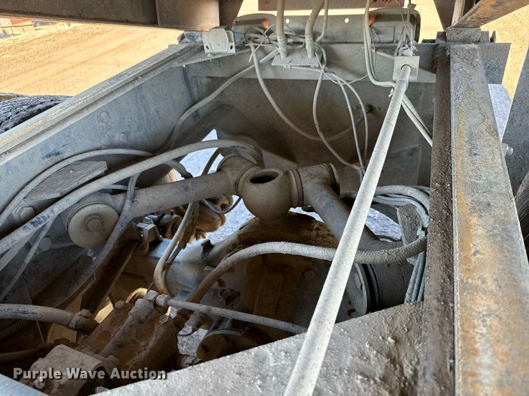 image for item NN9456 2000 Freightliner FL80 dump truck