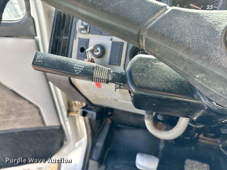 image for item NN9456 2000 Freightliner FL80 dump truck