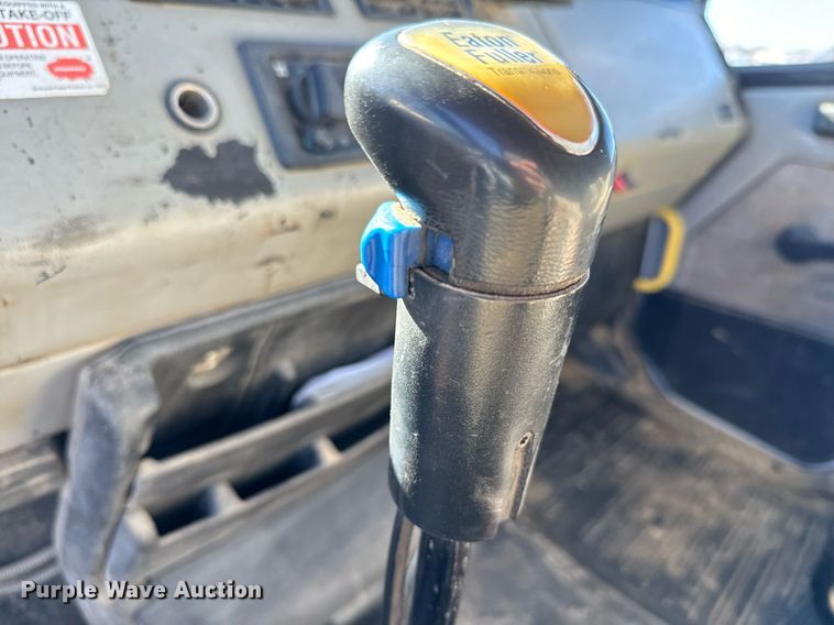 image for item NN9456 2000 Freightliner FL80 dump truck