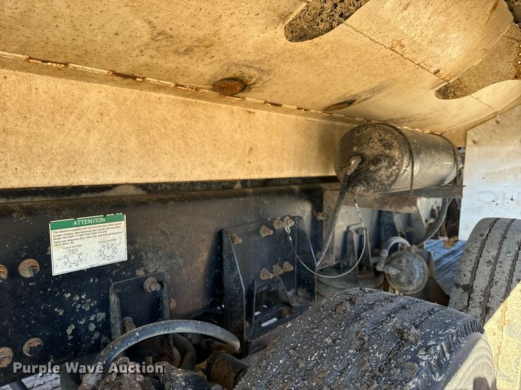 image for item NN9457 2006 Sterling   LT9500 dump truck