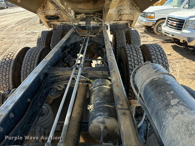 image for item NN9457 2006 Sterling   LT9500 dump truck