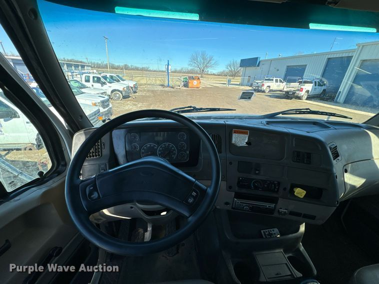 image for item NN9457 2006 Sterling   LT9500 dump truck