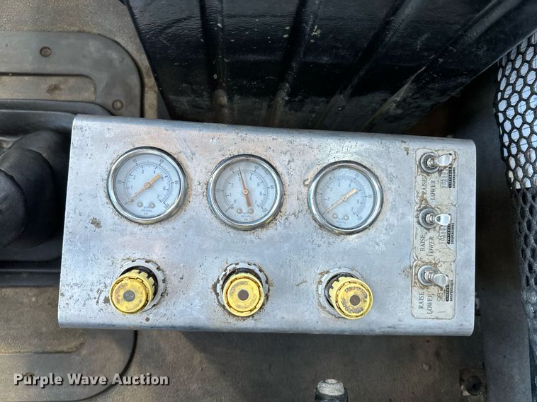 image for item NN9457 2006 Sterling   LT9500 dump truck