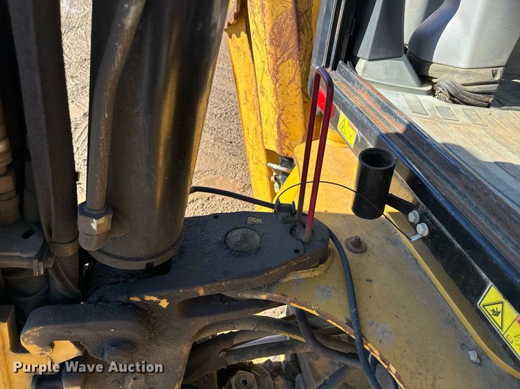 image for item NN9459 2008 Caterpillar 420E backhoe