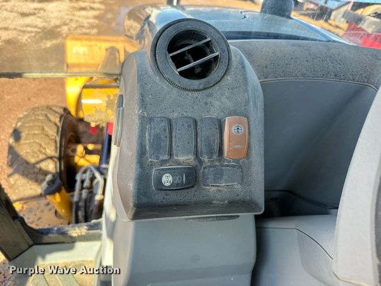 image for item NN9459 2008 Caterpillar 420E backhoe