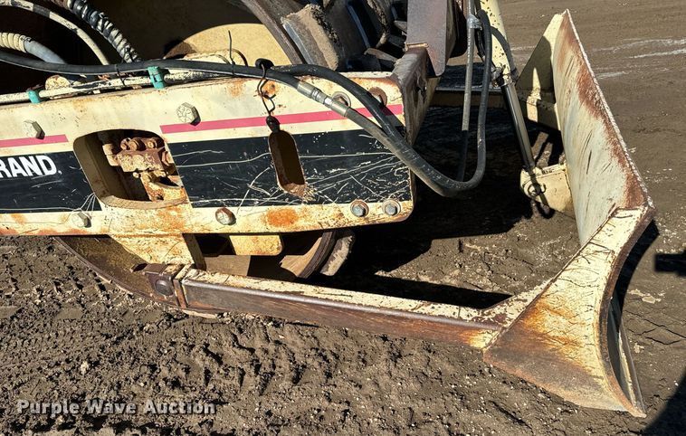 image for item NN9467 1995 Ingersoll Rand SD70D single drum vibratory roller