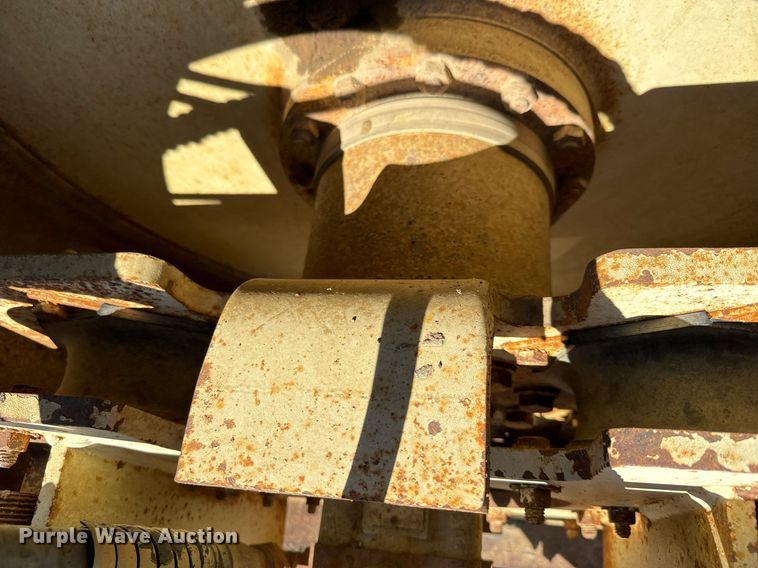 image for item NN9467 1995 Ingersoll Rand SD70D single drum vibratory roller