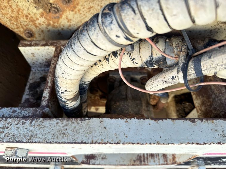 image for item NN9467 1995 Ingersoll Rand SD70D single drum vibratory roller