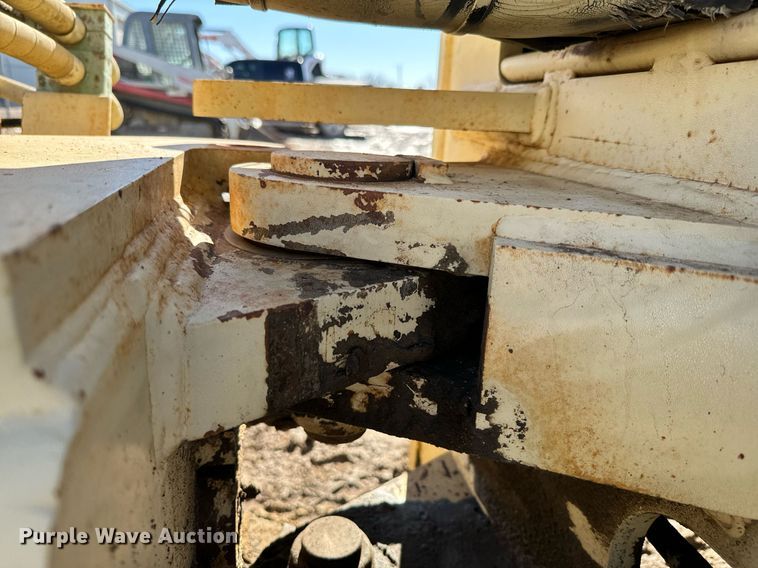 image for item NN9467 1995 Ingersoll Rand SD70D single drum vibratory roller