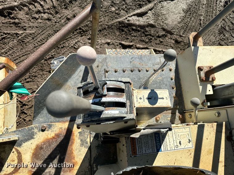 image for item NN9467 1995 Ingersoll Rand SD70D single drum vibratory roller