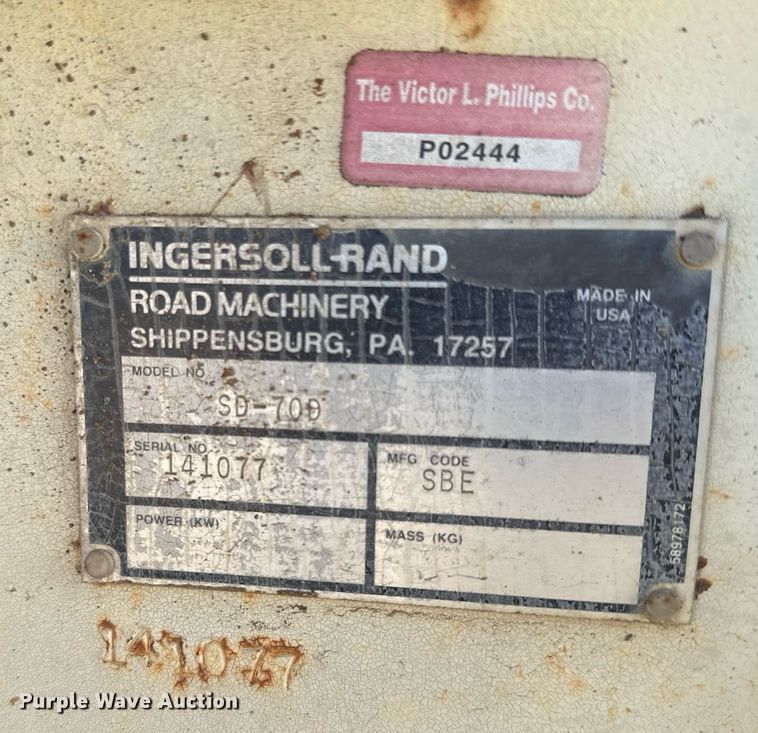 image for item NN9467 1995 Ingersoll Rand SD70D single drum vibratory roller