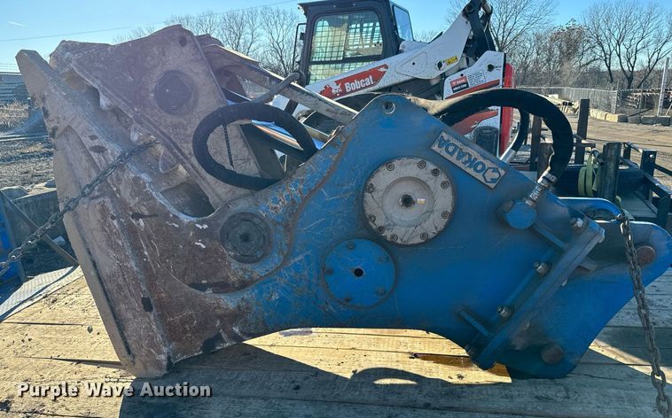 image for item NN9469 Okada       OSC-200HMA       magnetic pulverizer