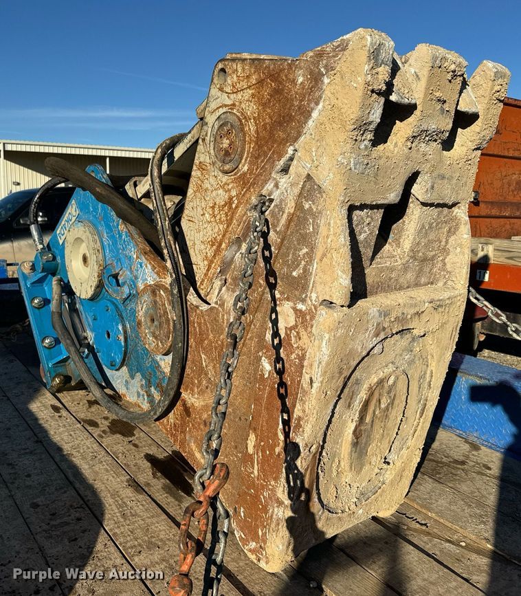 image for item NN9469 Okada       OSC-200HMA       magnetic pulverizer