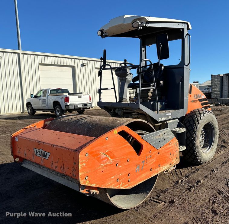 image for item NN9471 2015 Hamm H 7i single drum vibratory roller