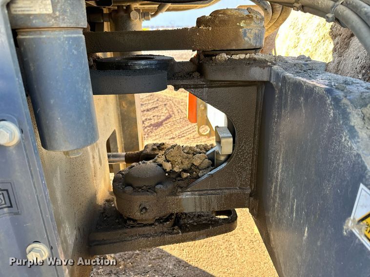 image for item NN9471 2015 Hamm H 7i single drum vibratory roller