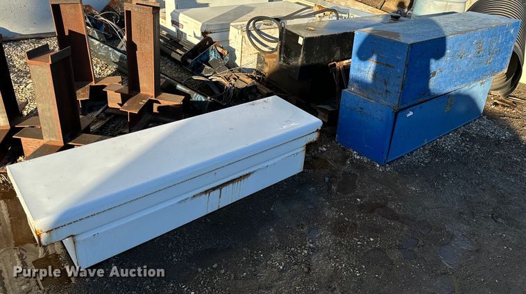 image for item NN9472 Toolboxes