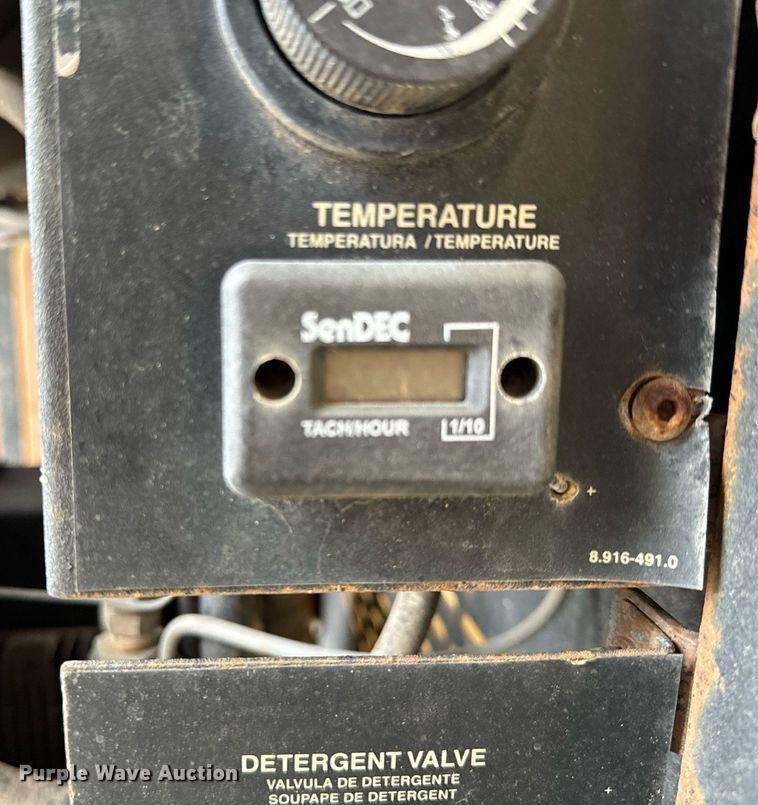 image for item NN9498 Landa  pressure washer