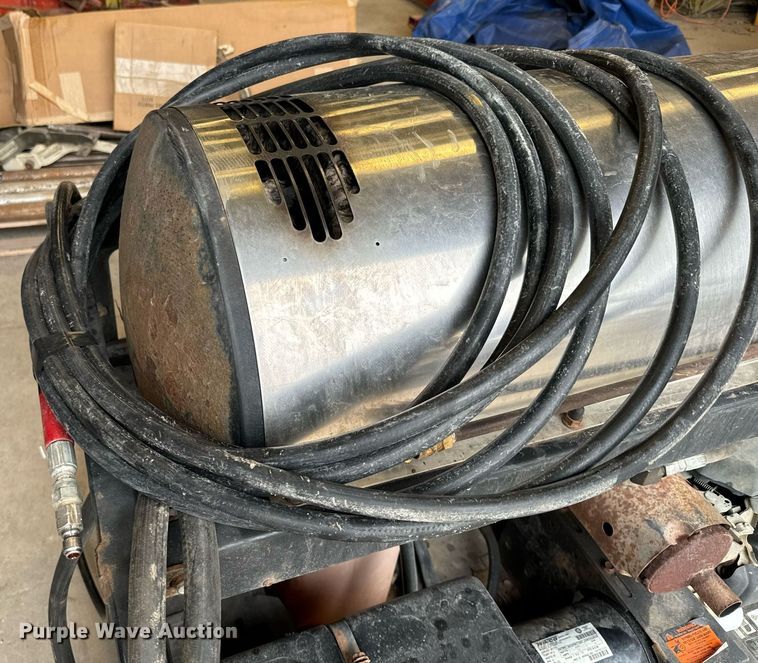 image for item NN9498 Landa  pressure washer