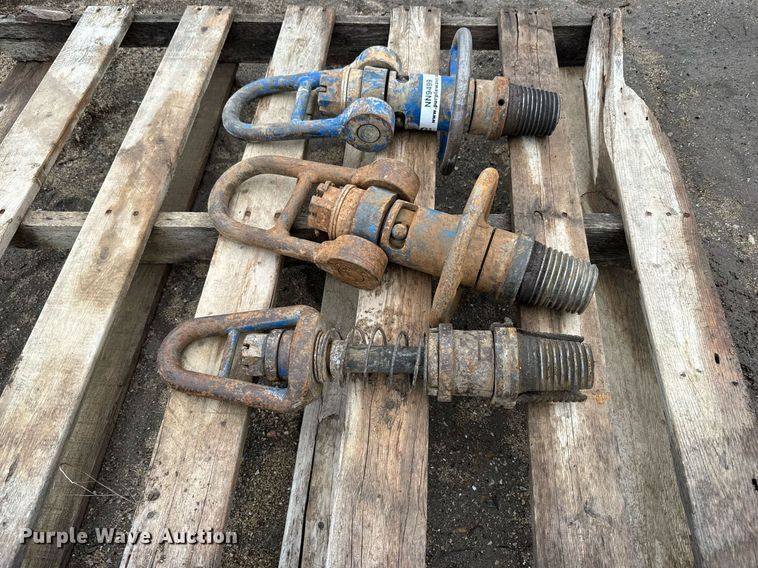 image for item NN9499 (3) lifting bails