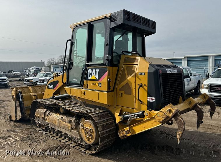 image for item NN9505 2013 Caterpillar  953D track loader