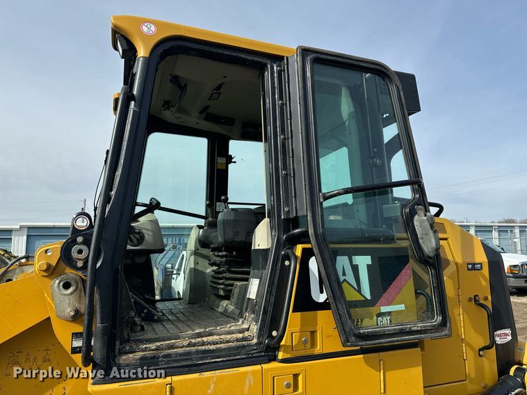 image for item NN9505 2013 Caterpillar  953D track loader