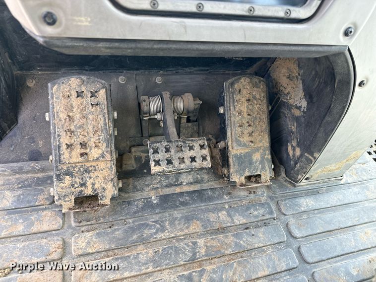 image for item NN9505 2013 Caterpillar  953D track loader