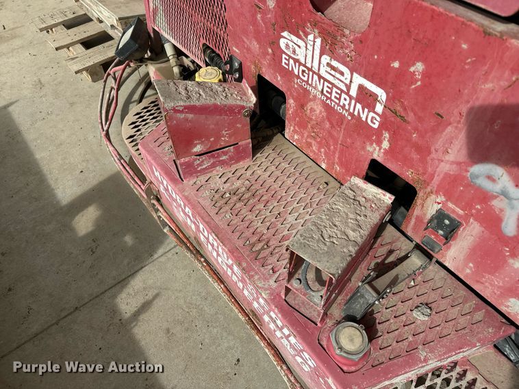 image for item NN9506 2004 Allen Engineering HD530 riding trowel