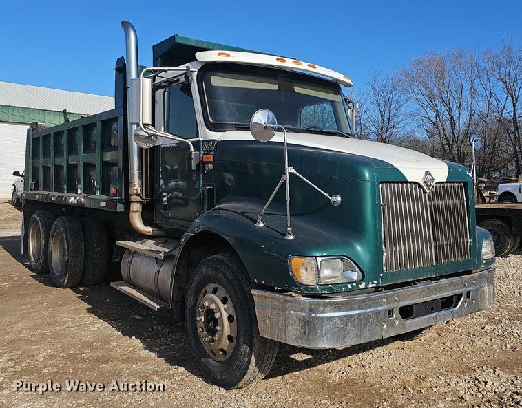 image for item NP9307 2007 International  9200i SBA  dump truck