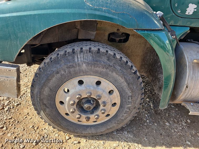 image for item NP9307 2007 International  9200i SBA  dump truck