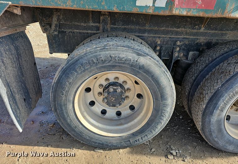 image for item NP9307 2007 International  9200i SBA  dump truck