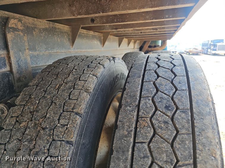 image for item NP9307 2007 International  9200i SBA  dump truck