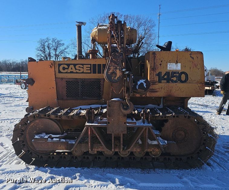 image for item NP9311 1976 Case 1450 pipelayer
