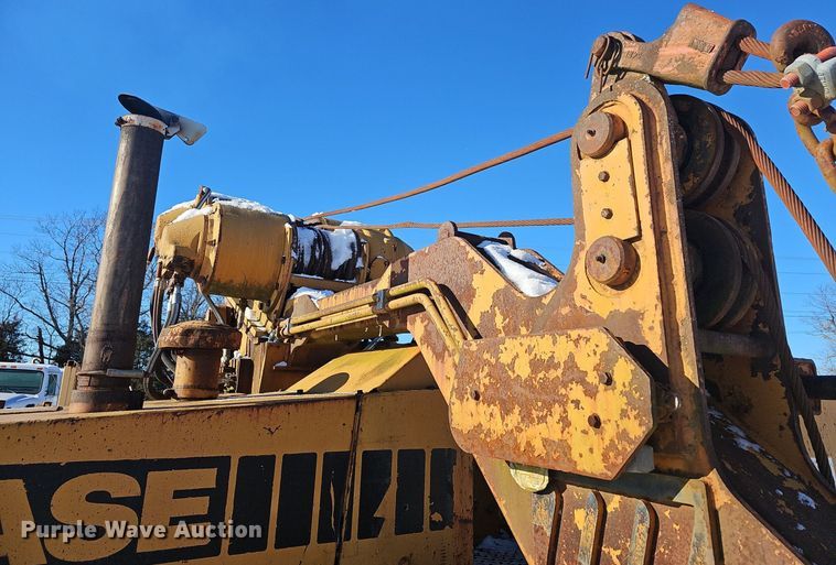 image for item NP9311 1976 Case 1450 pipelayer